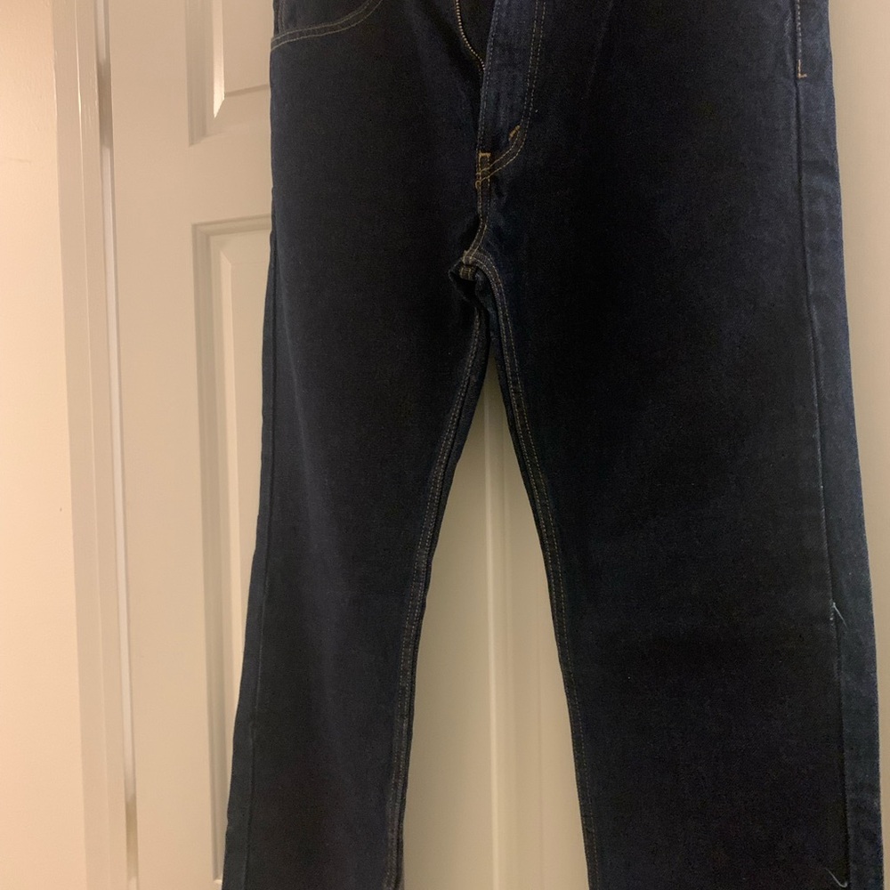 Levis 505 straight fit mens jeans. Size 35x30 - Picture 5 of 5